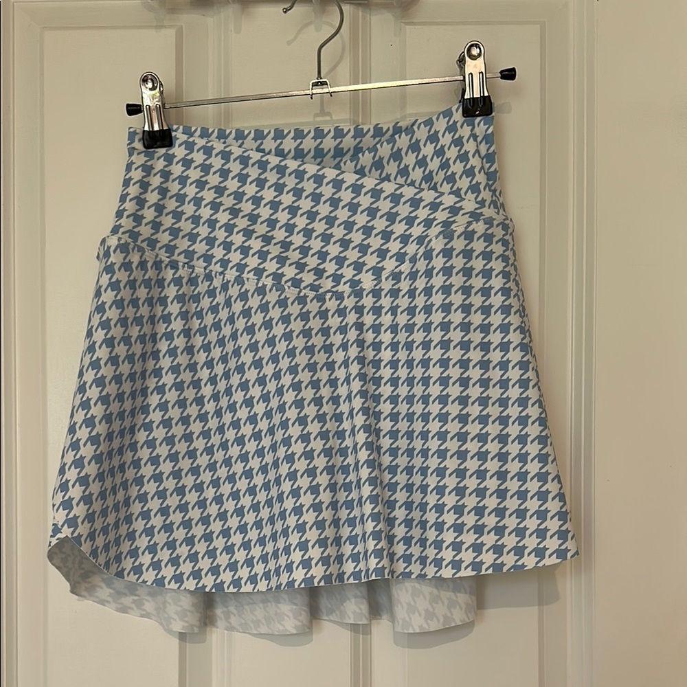 Blue and white Houndstooth tennis Skort 3/$15